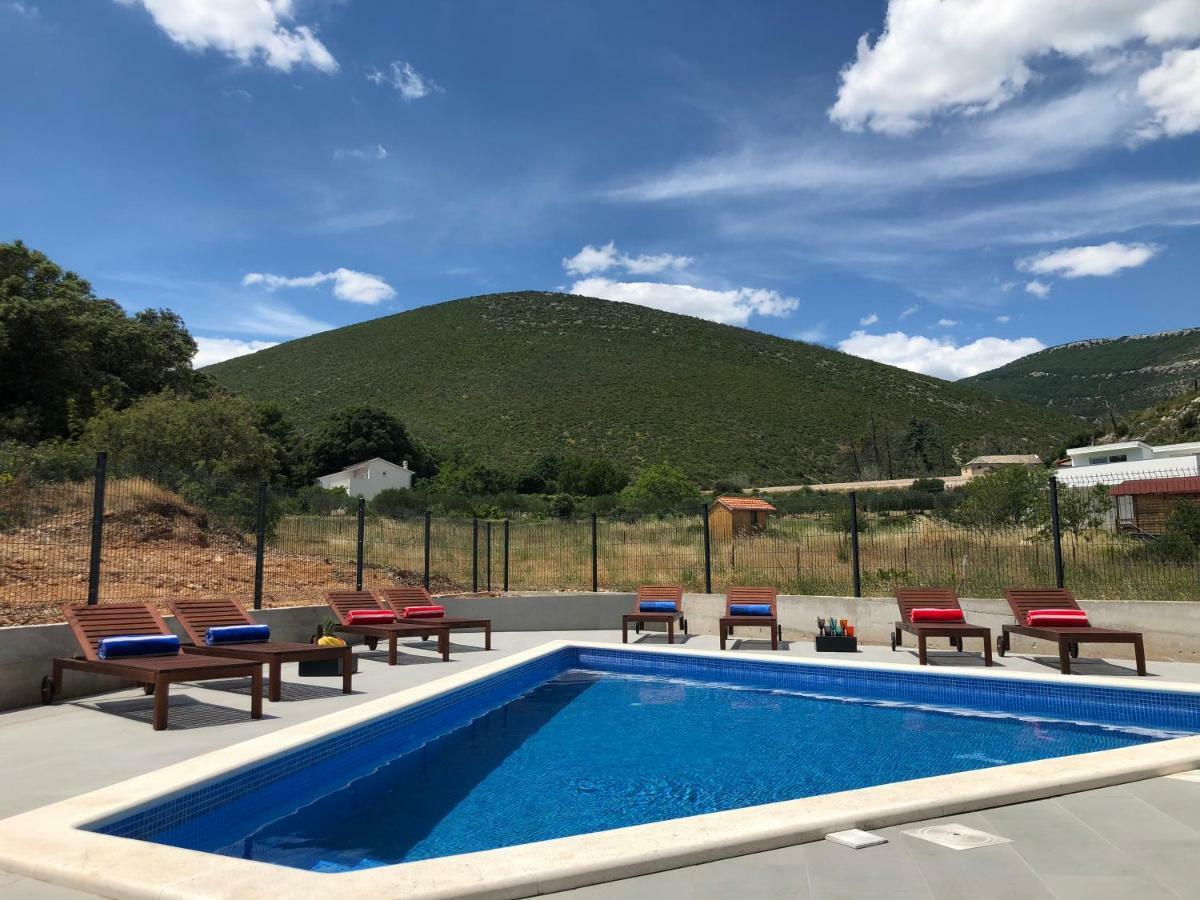 Villa Mila Kastela Kaštel Novi Eksteriør billede