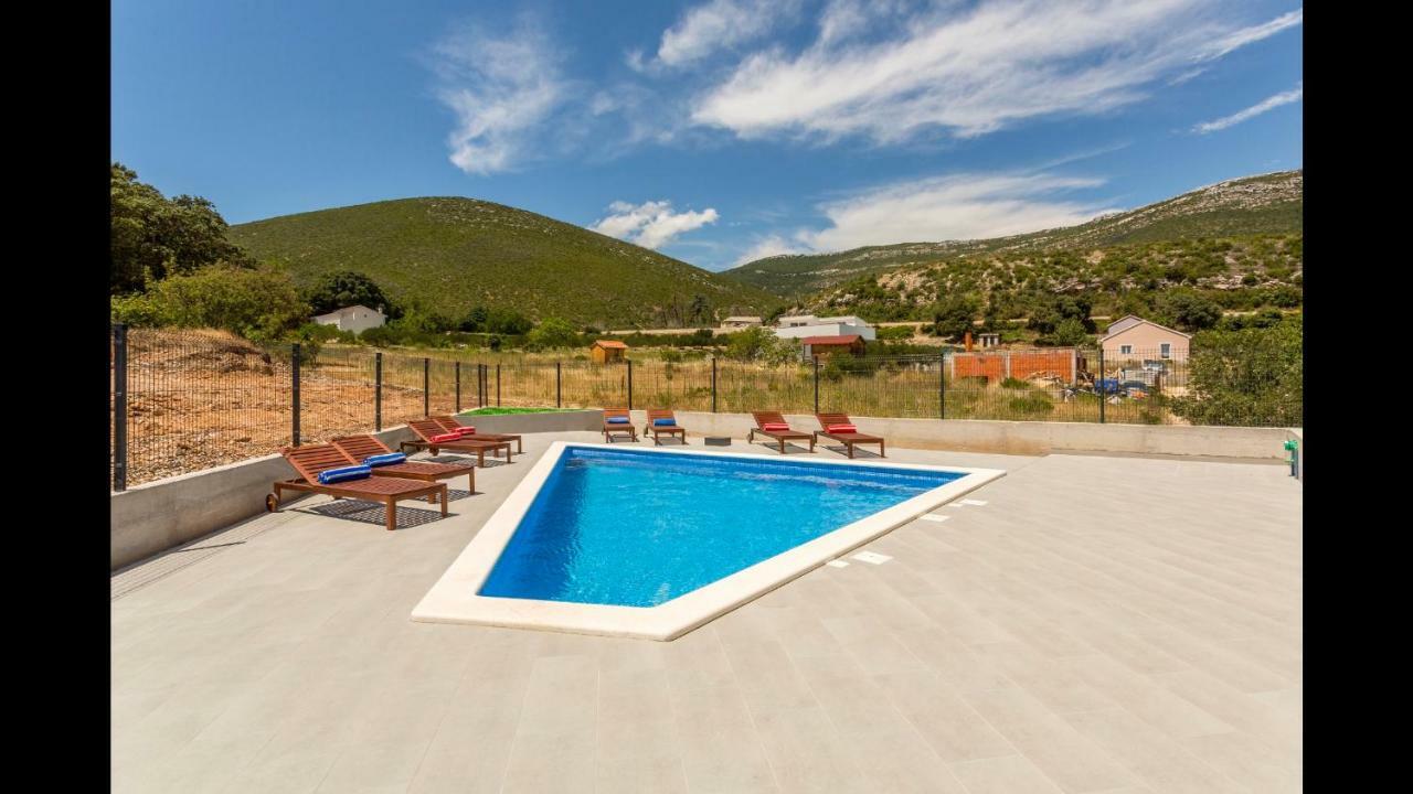 Villa Mila Kastela Kaštel Novi Eksteriør billede