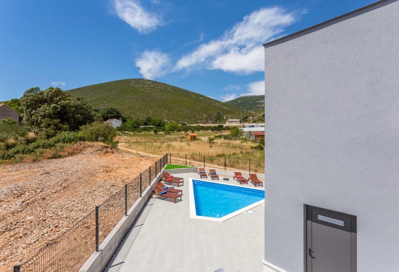 Villa Mila Kastela Kaštel Novi Eksteriør billede